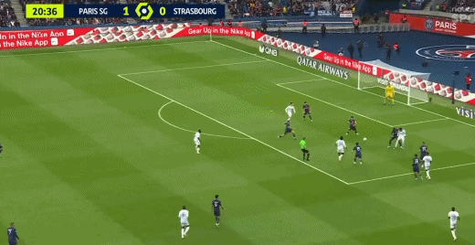 法甲赛报：姆巴佩点球、鲁伊兹射门锁定胜局 巴黎圣日耳曼3-0斯特拉斯堡